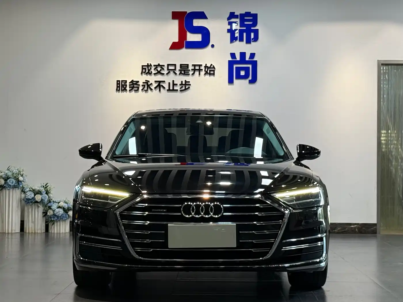 Audi A8 2022 A8L 50 TFSI quattro Comfort Collector's Edition фото 2