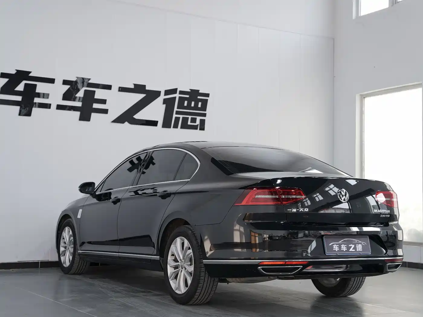 Volkswagen Magotan 2018 330TSI DSG Luxury фото 21