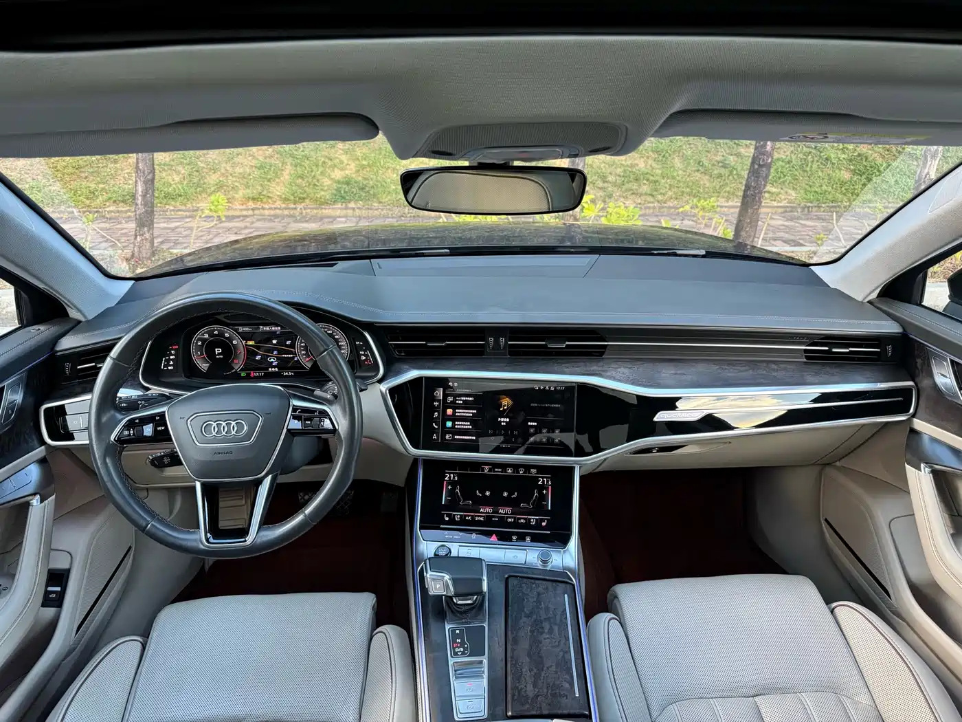 Photo 15 - Audi A6L