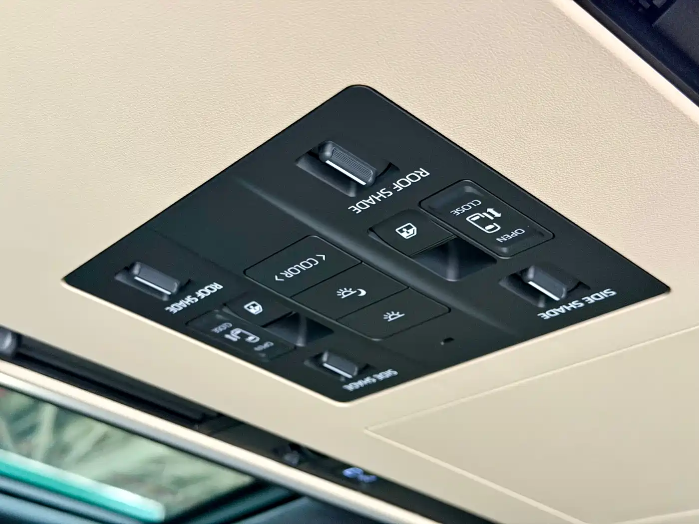 Toyota Alphard 2025 Hybrid 2.5L Prestige Gold Edition фото 37