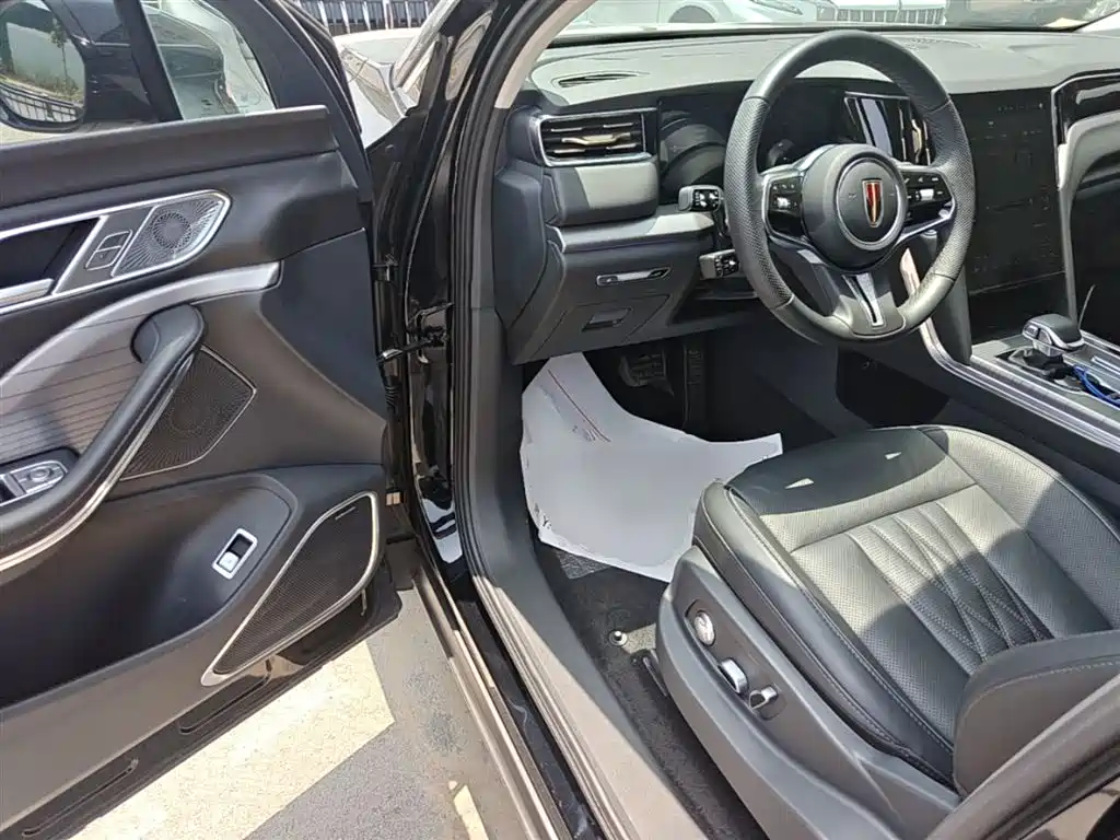 Hongqi HS7 PHEV 2024 2.0T PHEV 4WD Flagship Edition 6-seater фото 16