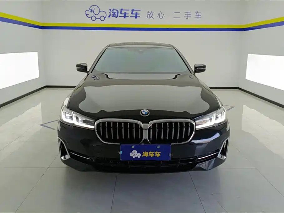BMW 5 Series 2022 Model Second Facelift 525Li Luxury Package фото 2
