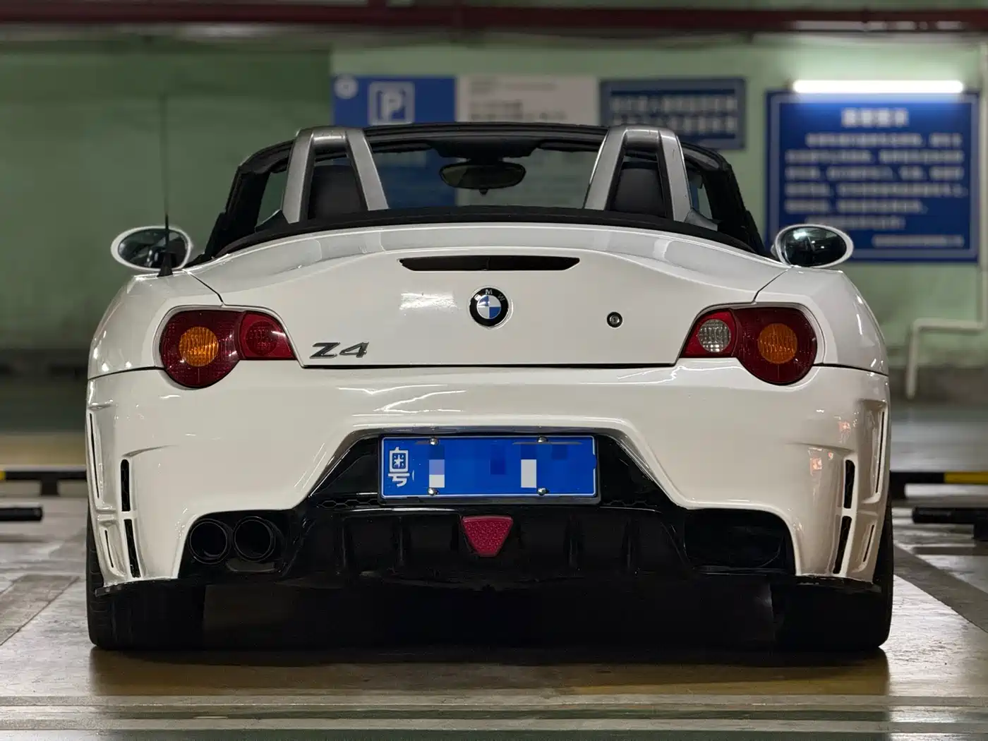 BMW Z4 2004 3.0i фото 8