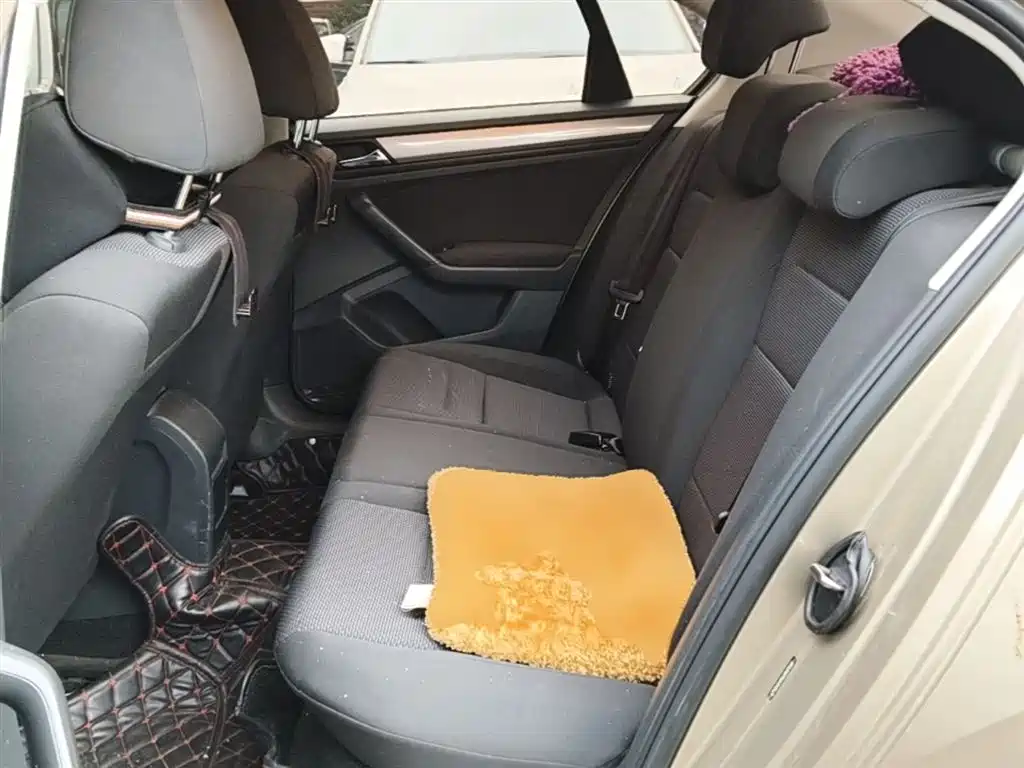 Volkswagen Bora 2018 1.5L Automatic Fashion фото 17