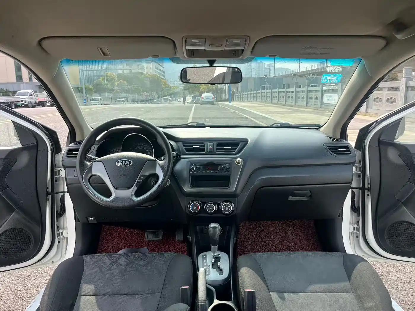 Kia K2 2015 Sedan 1.4L AT GLS фото 6