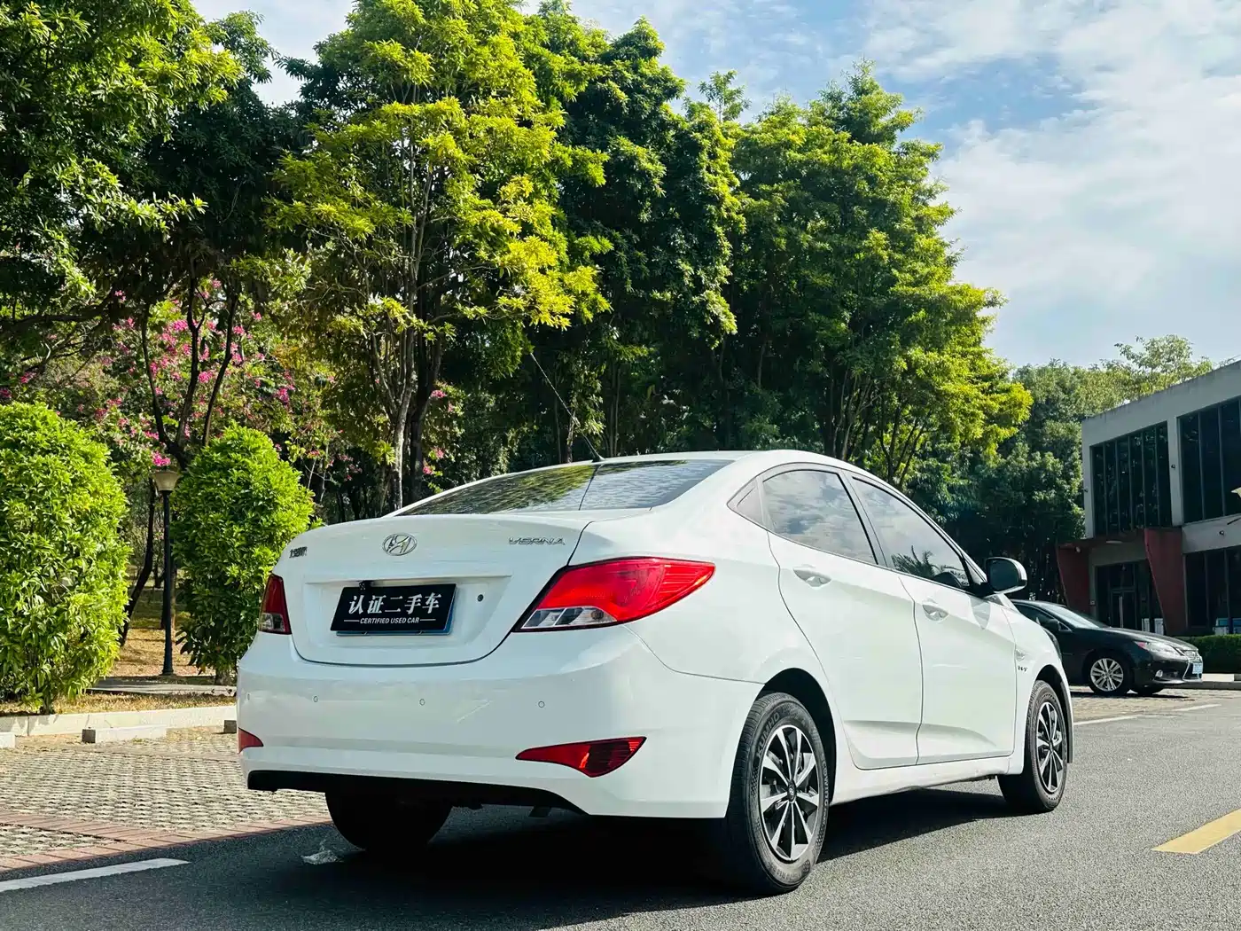 Hyundai Verna 2014 1.4L Manual Smart GLS фото 5