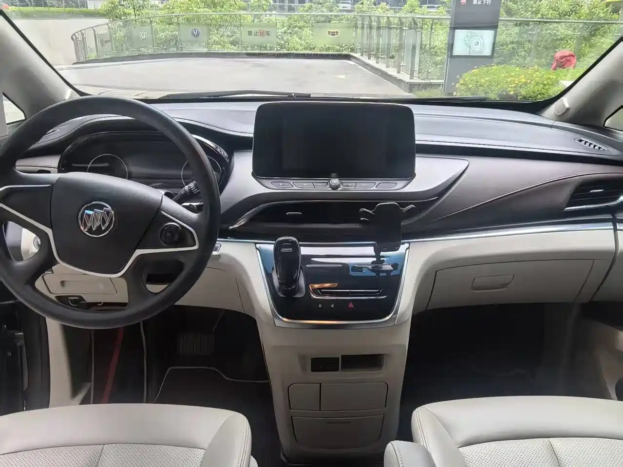 Buick GL8 2021 Land Business Class 652T Comfort фото 11