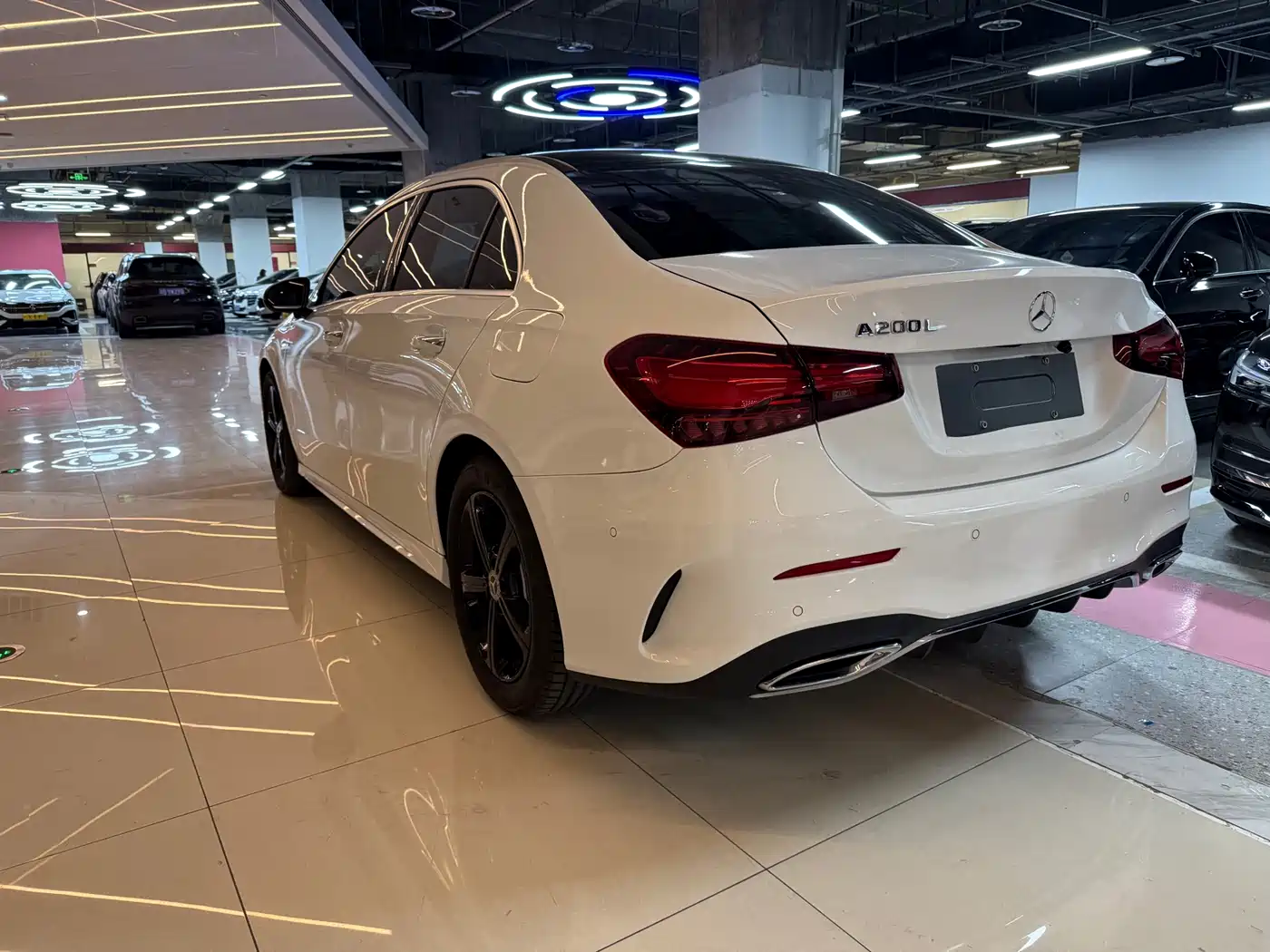Mercedes-Benz A-Class 2023 A 200 L Fashion фото 11