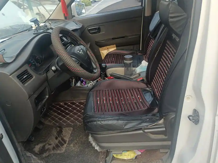 Фото 9 - Wuling Motors Wuling Rongguang V