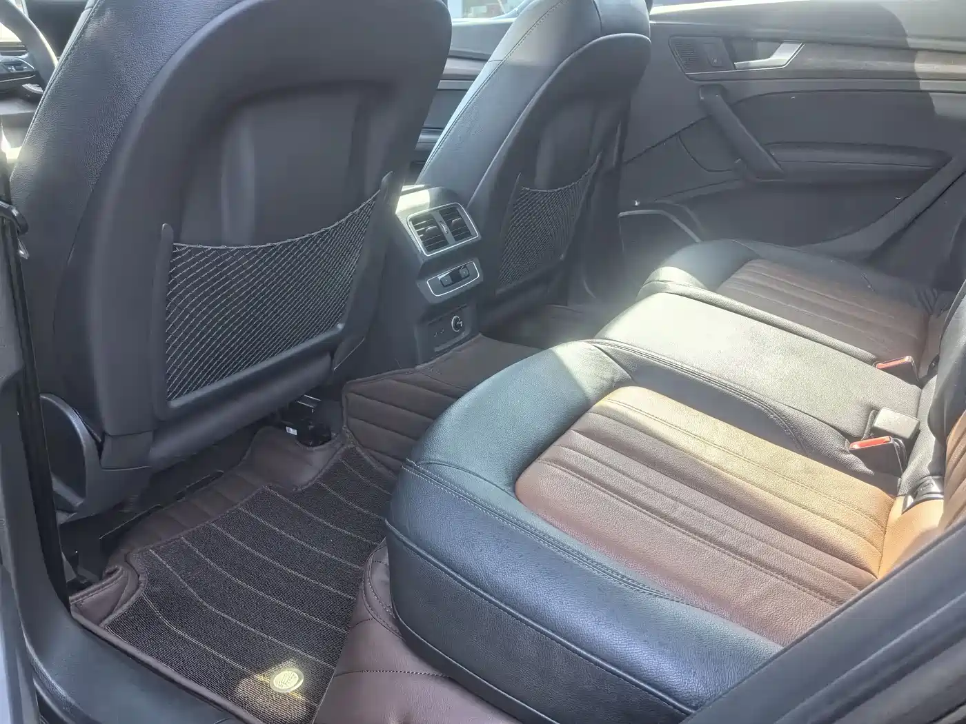 Audi Q5L 2018 45 TFSI Exclusive Elegance (China V) фото 10