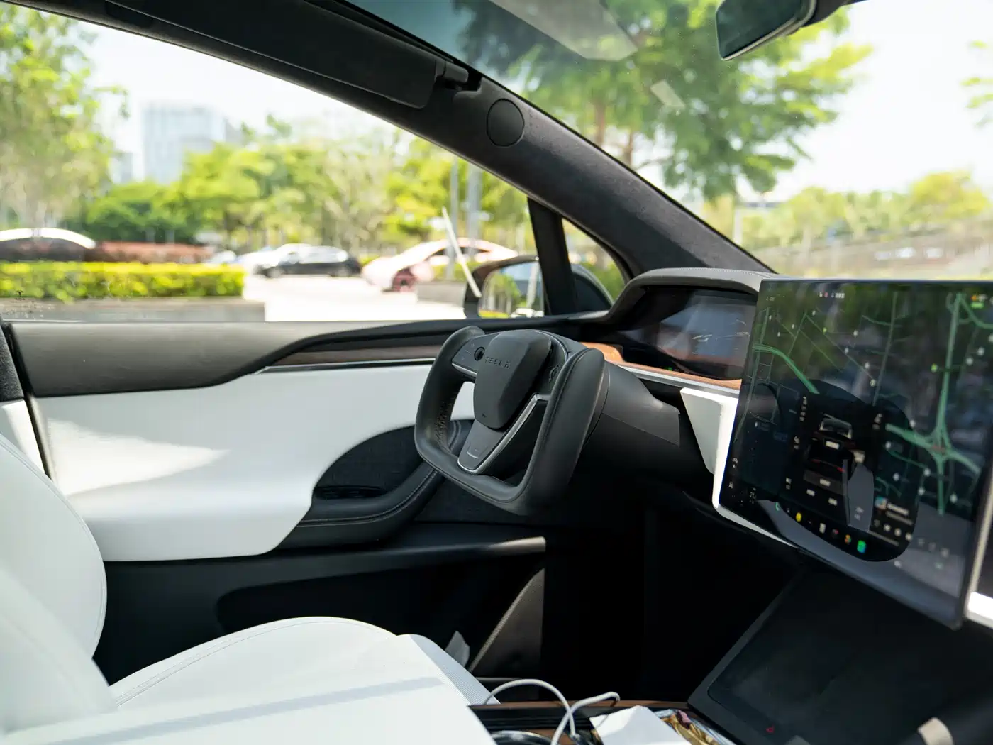 Tesla Model X 2023 Dual Motor All-Wheel Drive Edition фото 18