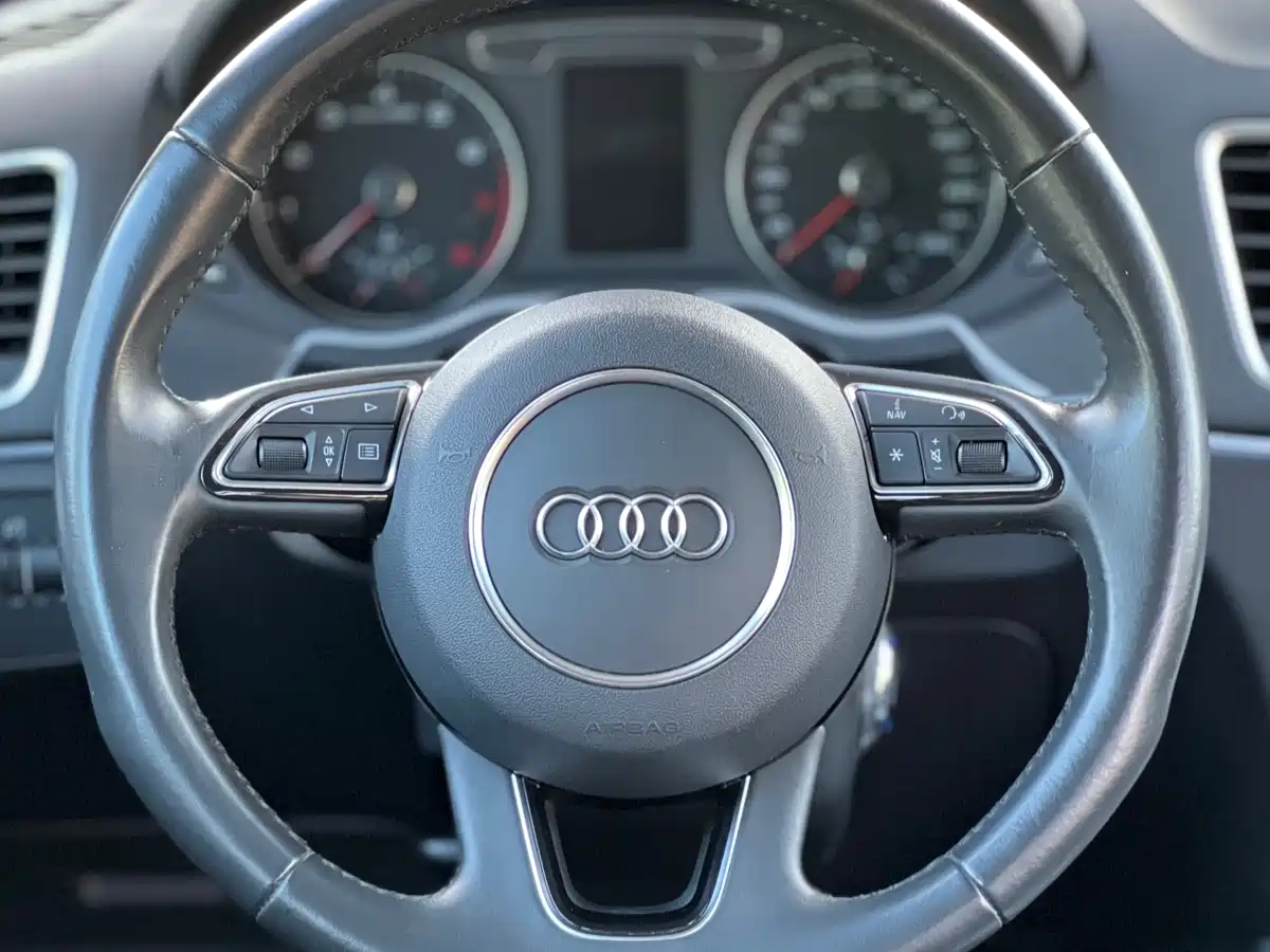 Audi Q3 2018 30th Anniversary Edition 30 TFSI Fashion фото 11