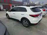 Фото 6 - Kia KX CROSS