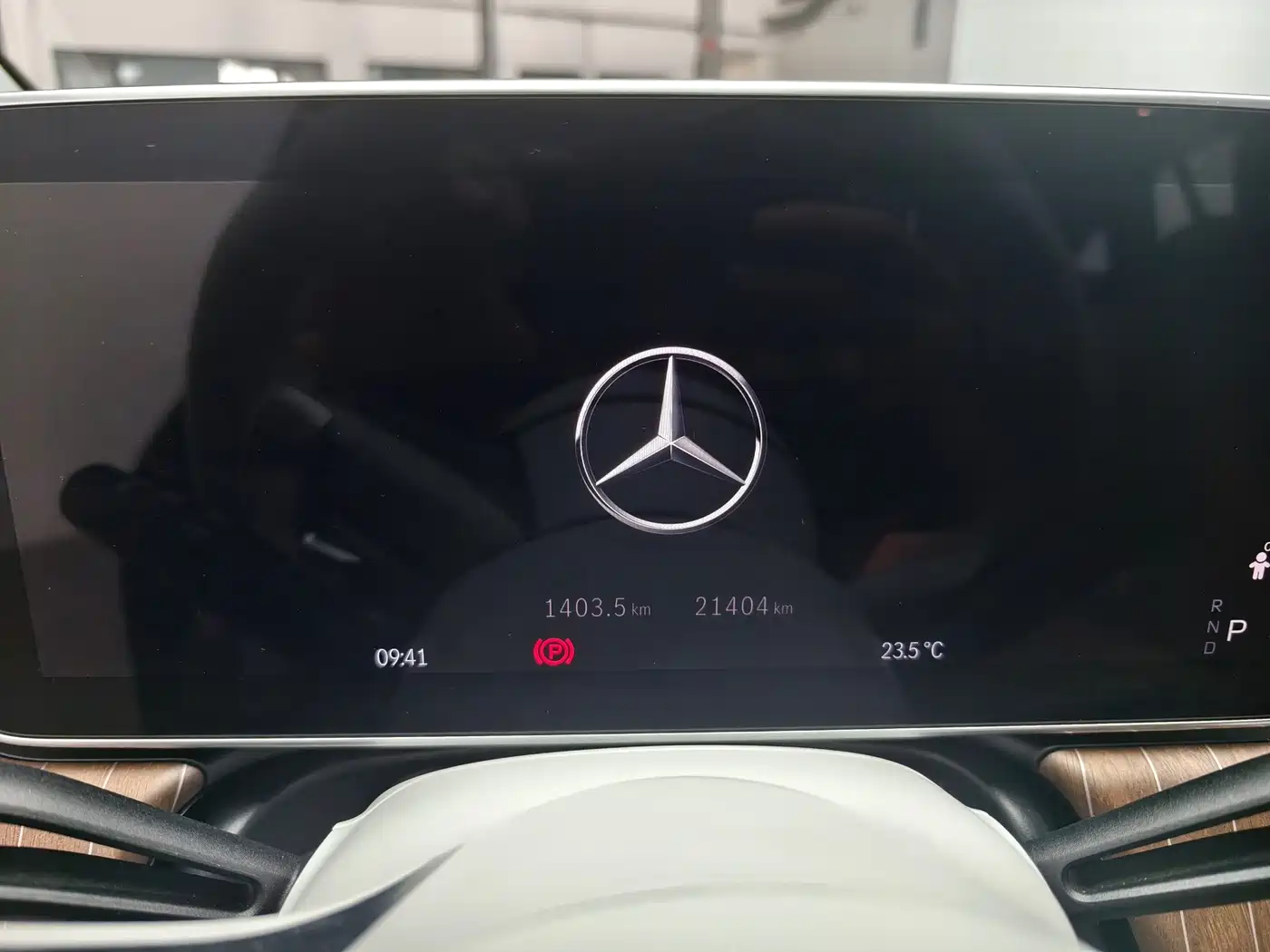 Mercedes-Benz EQE 2025 2025 Model 500 4MATIC Luxury Edition