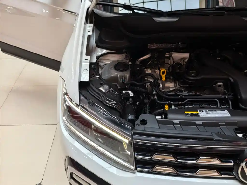 Volkswagen T-Cross 2023 300TSI DSG Comfort Edition фото 22