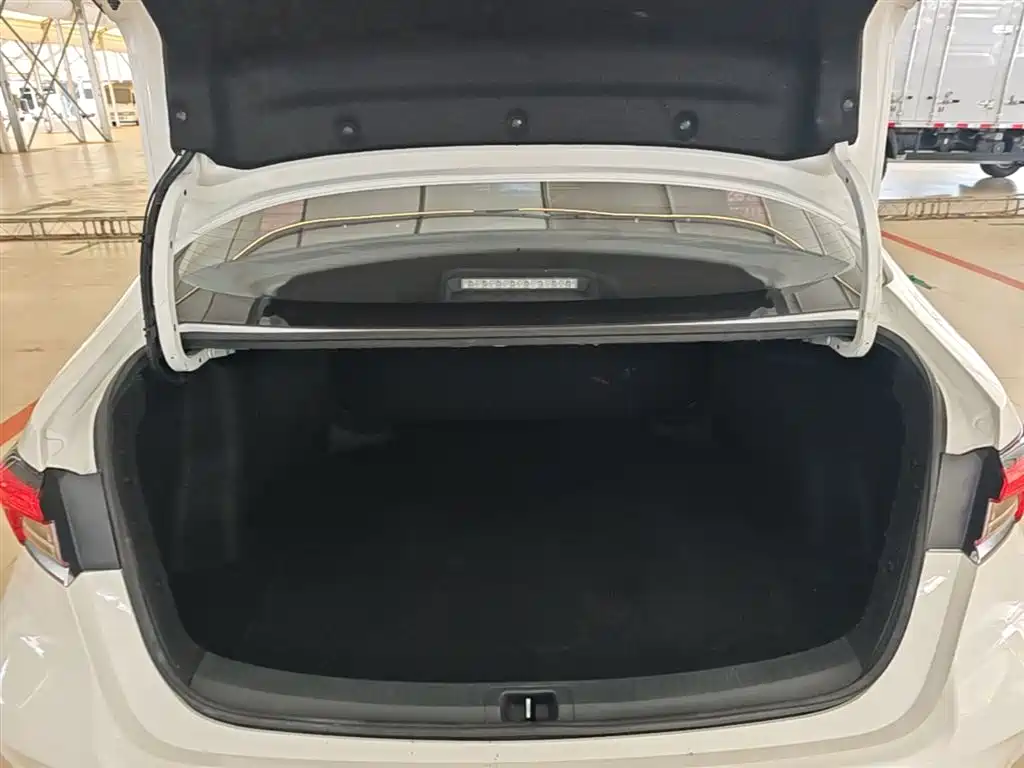Toyota Corolla 2019 1.2T S-CVT Sport Edition фото 19