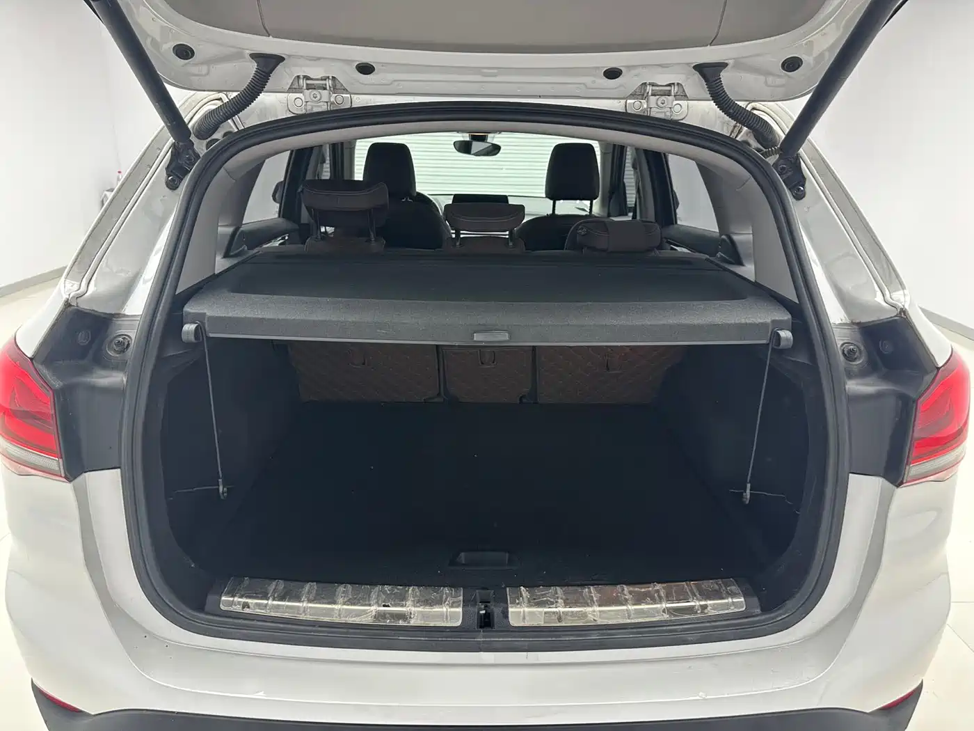 BMW X1 2022 sDrive20Li Premium фото 9