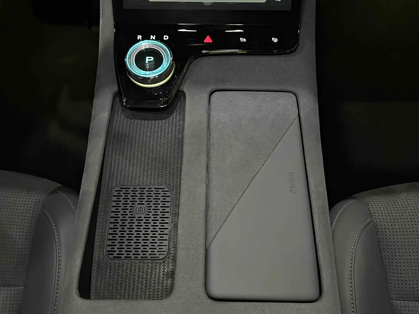 Voyah Auto VOYAH Zhuiguang 2024 PHEV AWD Ultra Long Range Flagship фото 7