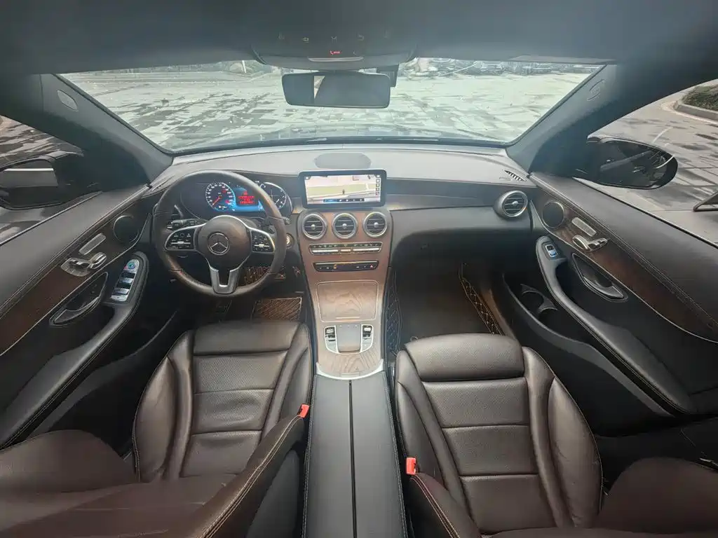 Mercedes-Benz GLC 2022 Model GLC 260 L 4MATIC Luxury Edition фото 13
