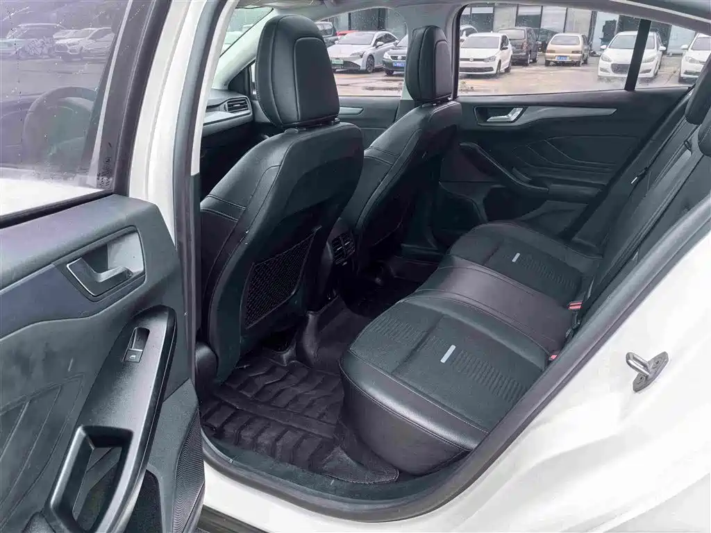 Ford Focus Active 2020 2020 EcoBoost 180 Auto Trendy Edition