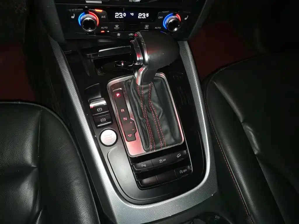 Фото 7 - Audi Q5