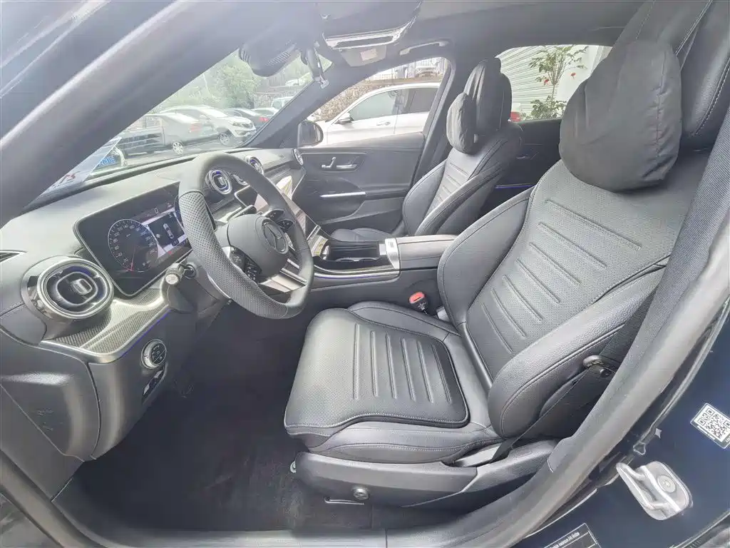 Mercedes-Benz C-Class 2025 Facelift C 260 L Sport Edition фото 12