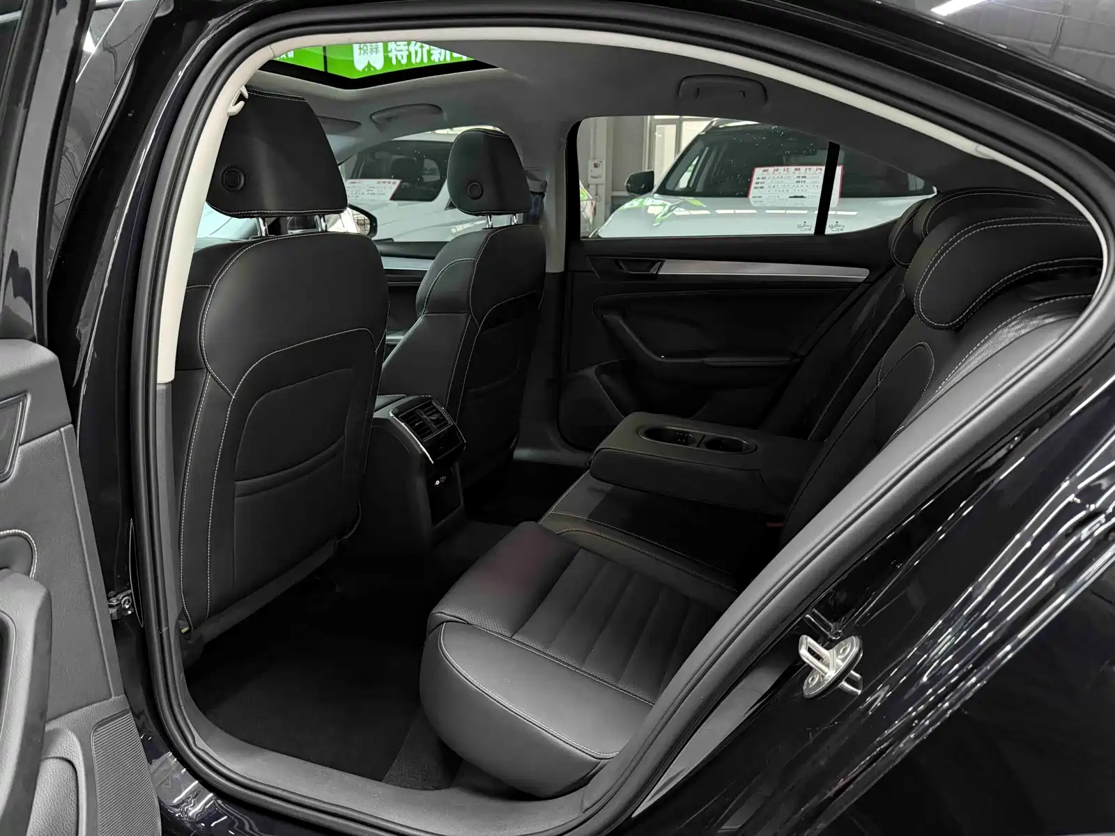 Photo 14 - Škoda Superb