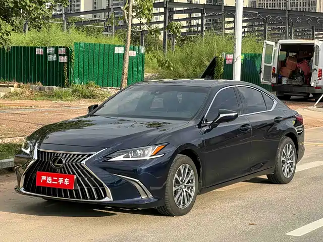 Lexus ES 200, Совершенство