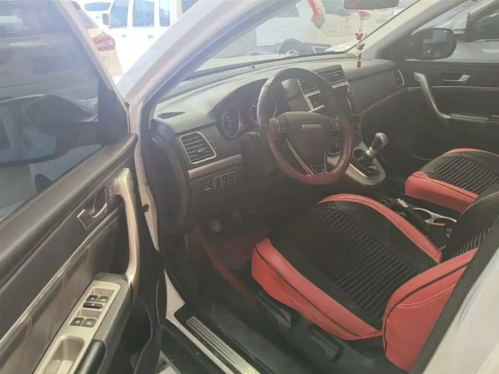 Haval M6 2018 1.5T Manual 2WD Elite фото 16