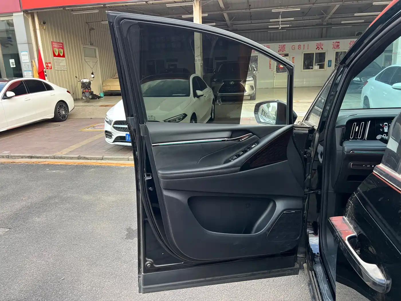 GAC Trumpchi Trumpchi E9 2023 E9 Champion Edition фото 7