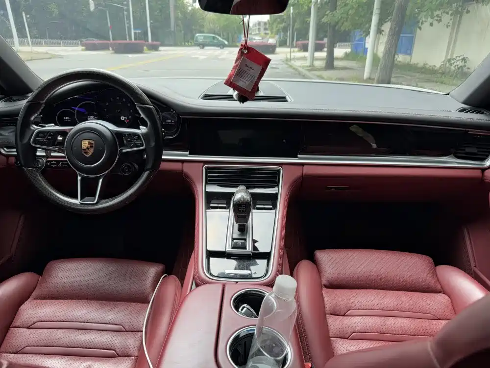 Porsche Panamera 2019 Panamera 4 Sport Turismo 2.9T фото 10