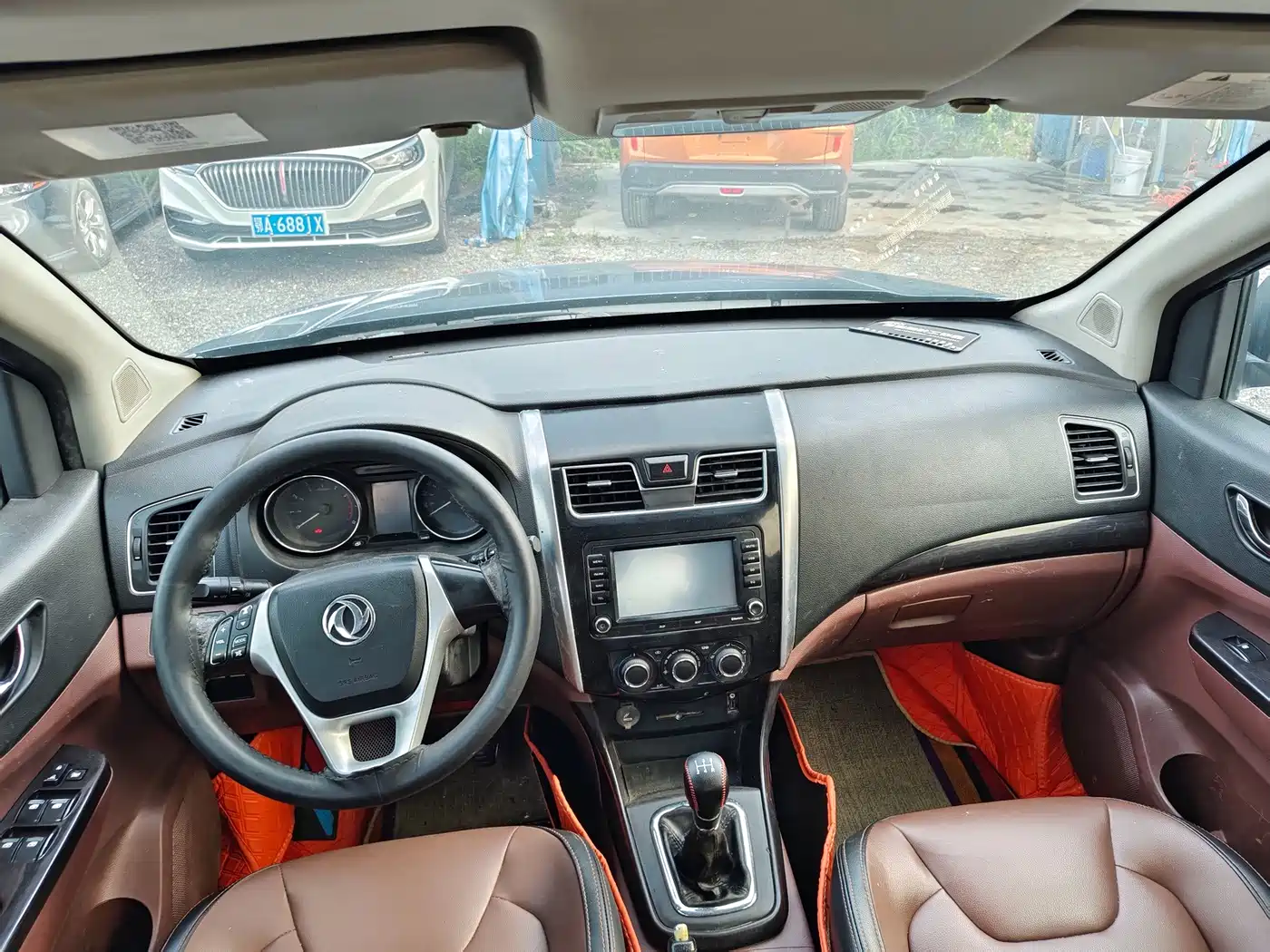 Dongfeng Fengxing Fengxing SX6 2017 2016 1.6L Manual Premium