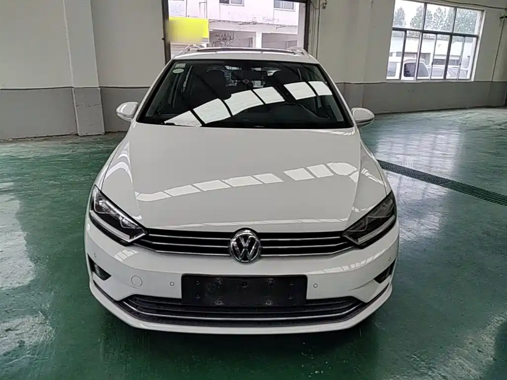Volkswagen Golf Sportsvan 2016 280TSI Automatic Luxury фото 3