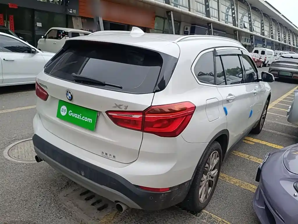 BMW X1 2018 sDrive20Li Leading Model фото 7