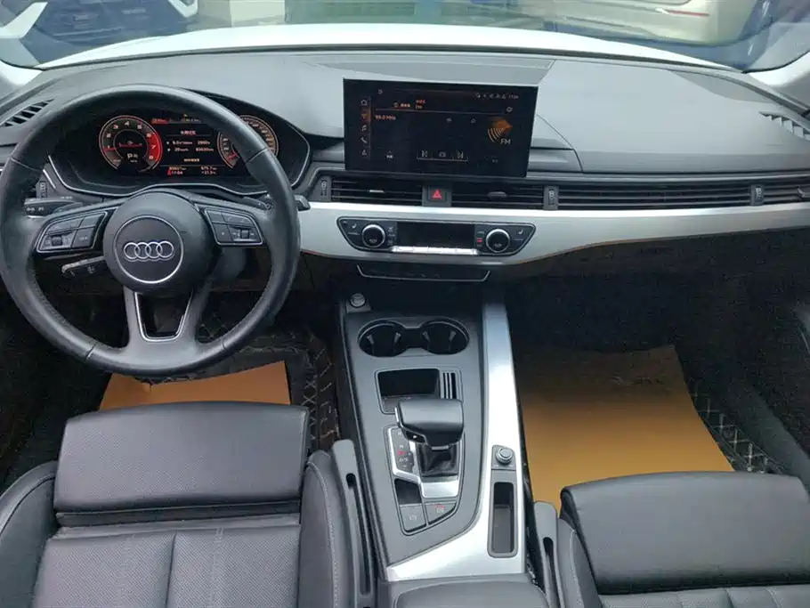 Audi A4L 2020 40 TFSI Luxury Dynamic фото 12