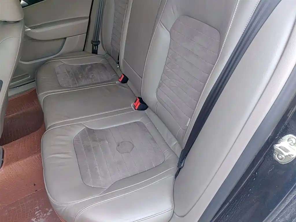 Volkswagen Magotan 2015 Facelift 1.8TSI Luxury фото 17