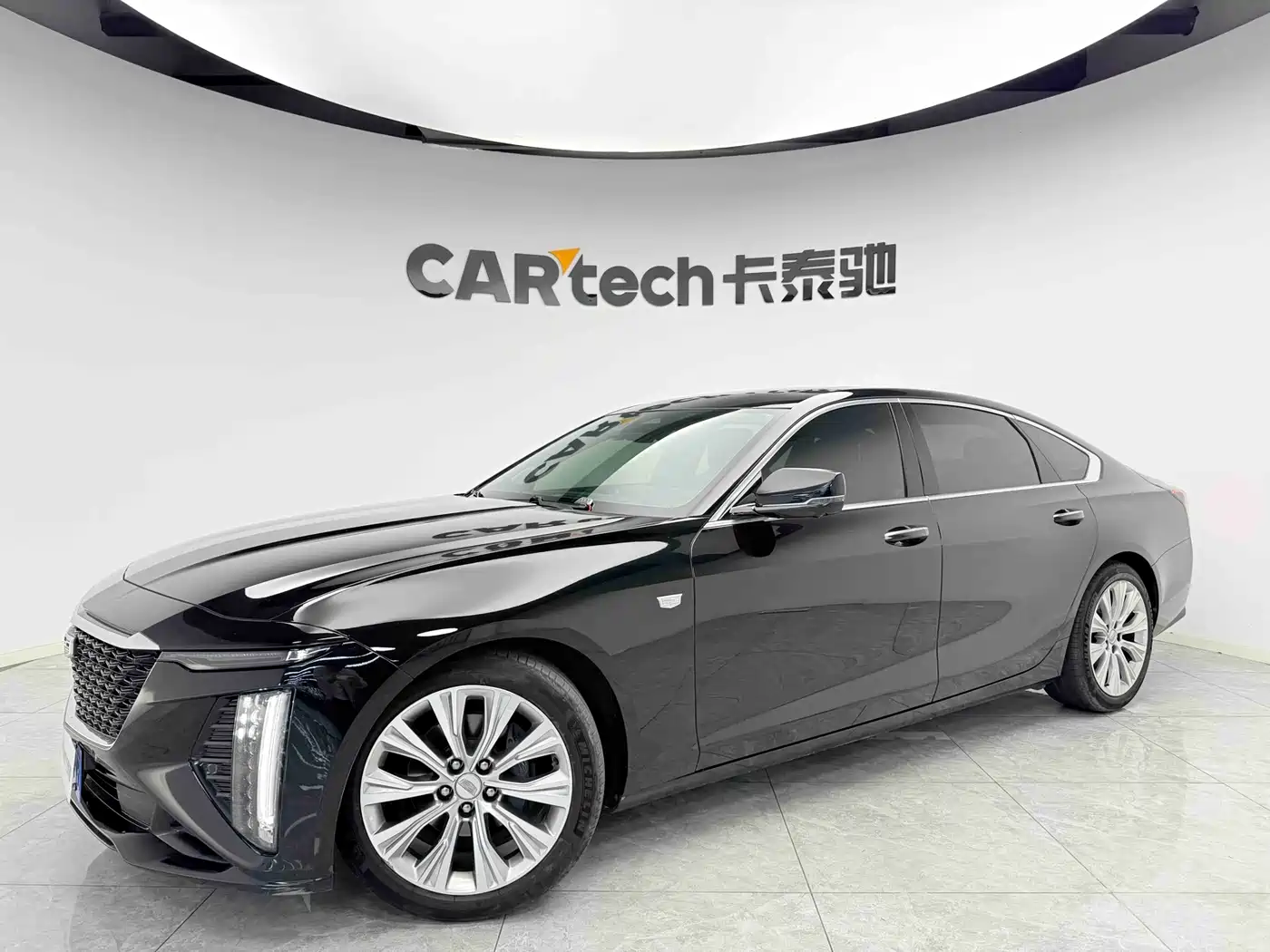 CADILLAC CT6