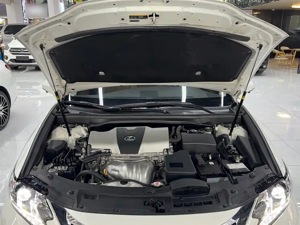 Lexus ES 2015 200 Comfort Edition фото 23