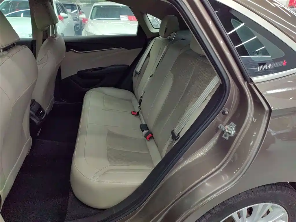 Buick Excelle 2016 15N Automatic Elite фото 17