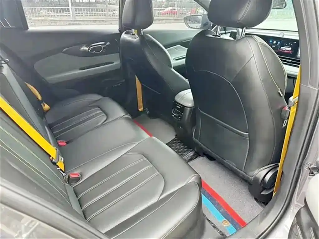 GAC Trumpchi Trumpchi Emkoo 2021 270T DCT J15 Edition фото 6