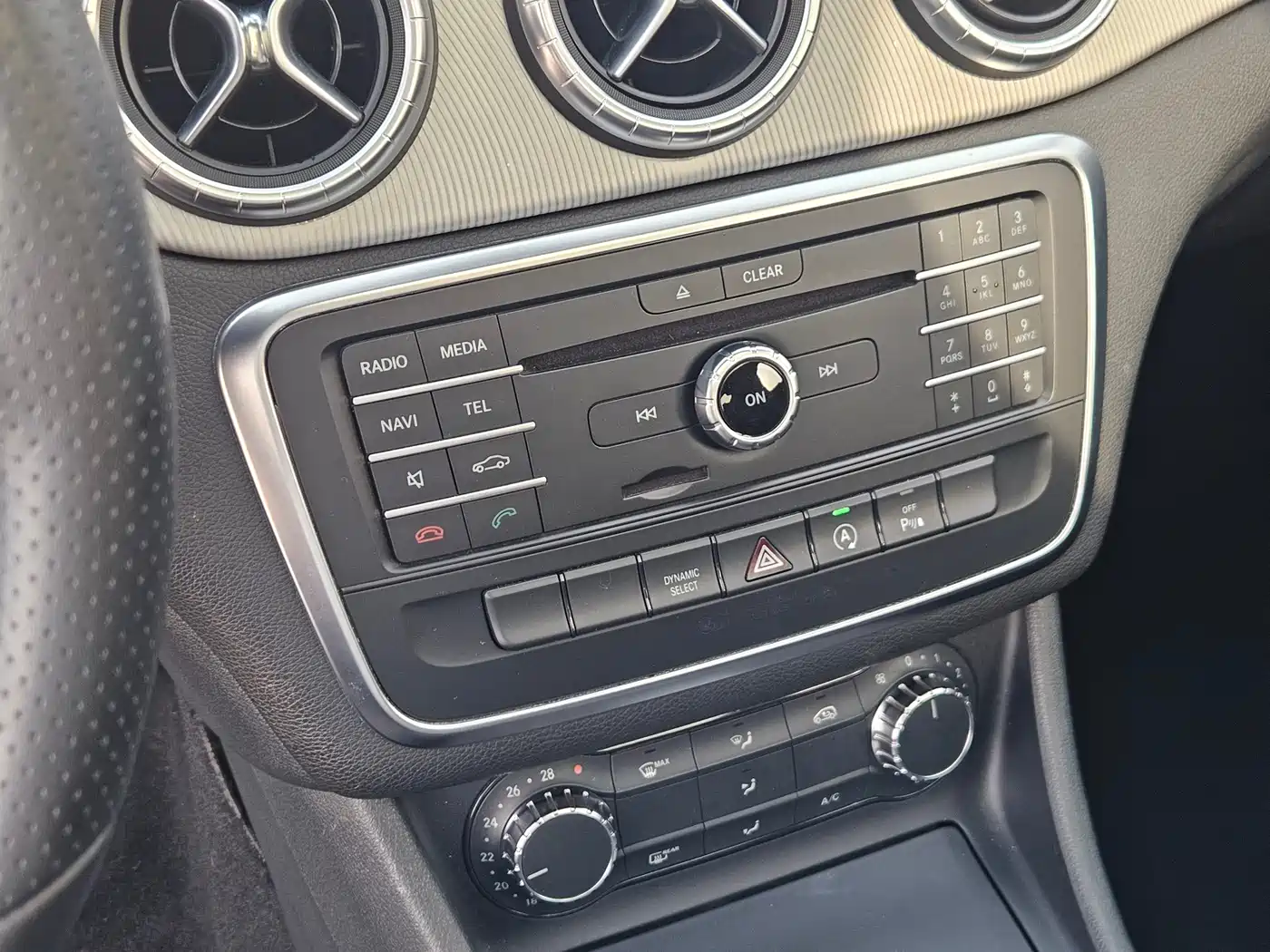Mercedes-Benz CLA (Import) 2016 Facelift CLA 200 Sport фото 14