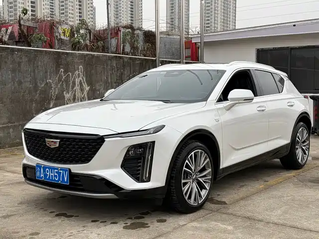 Cadillac Cadillac GT4 2023 25T Luxury Edition