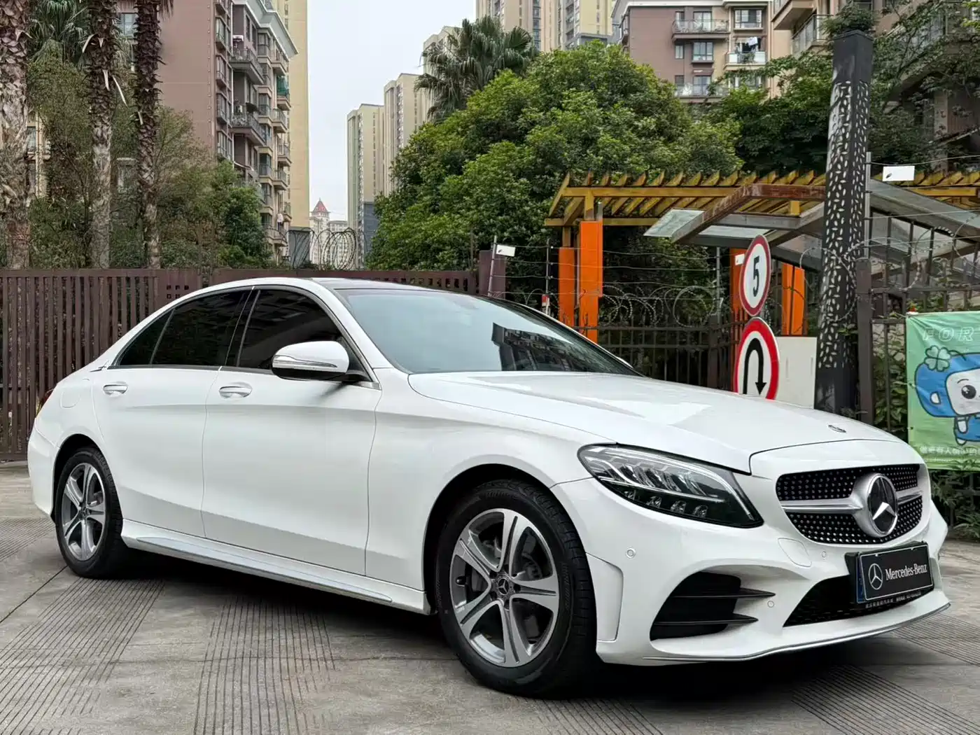 Mercedes-Benz C-Class 2019 C 260 L Sport фото 16