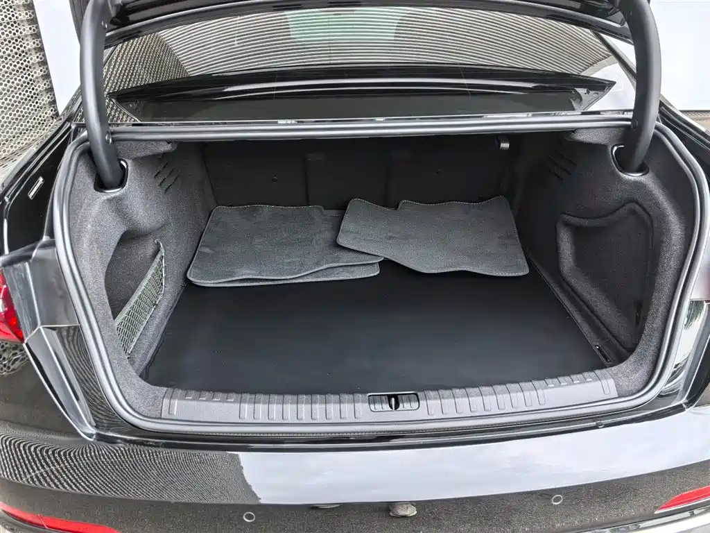 Audi A6L 2024 55 TFSI quattro Exclusive Dynamic фото 15