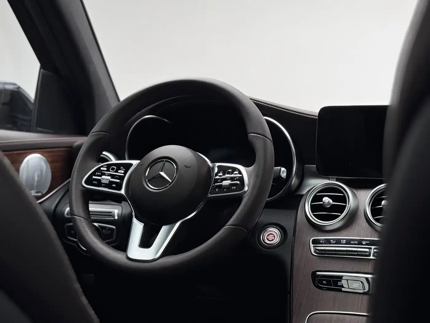 Mercedes-Benz GLC 2021 GLC 300 L 4MATIC Sporty фото 10