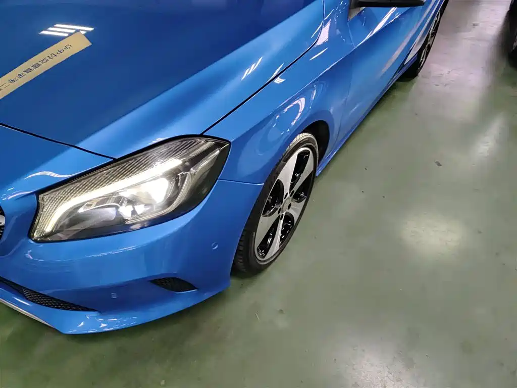 Mercedes-Benz A-Class (Import) 2017 Facelift A 200 Fashion фото 18