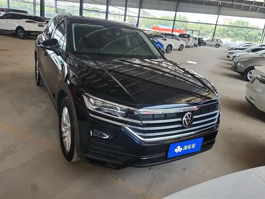 Volkswagen Touareg 2021 2.0TSI Pilot Special Edition фото 2