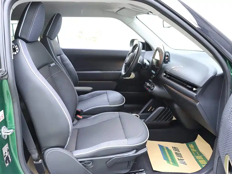 MINI ELECTRIC  COOPER