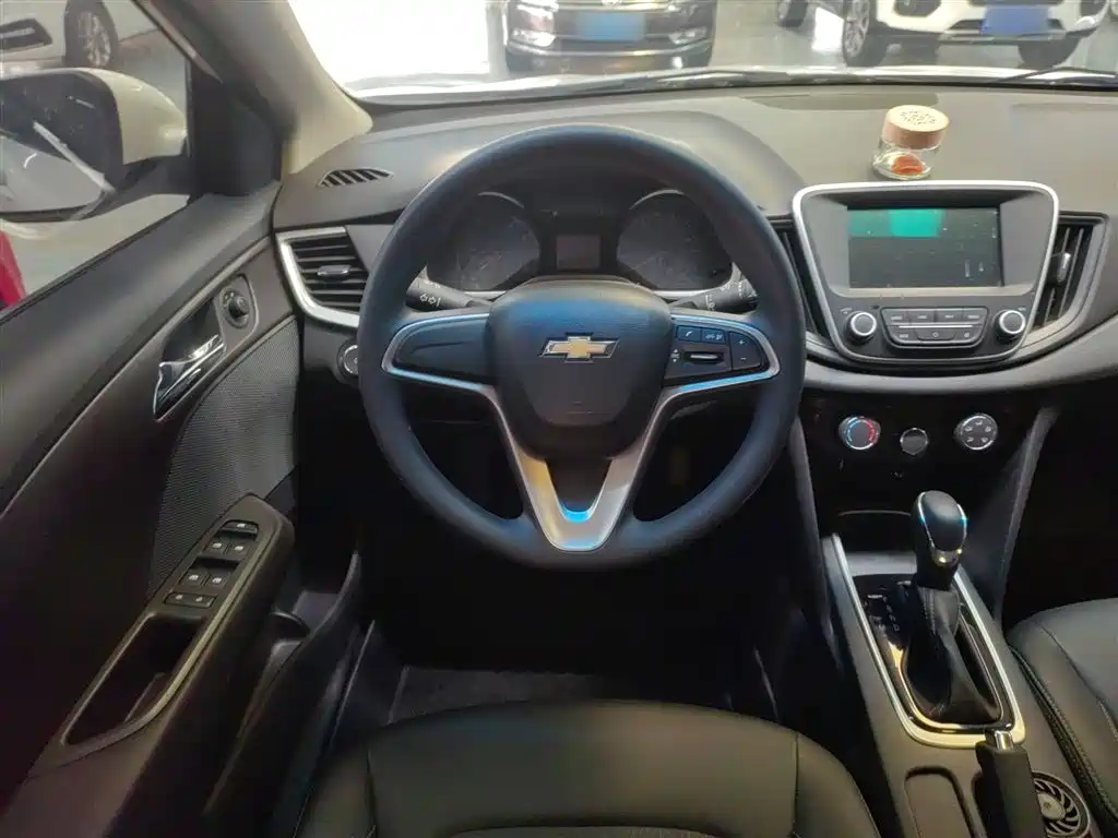 Chevrolet Cavalier 2019 320 Automatic Joy Edition фото 11
