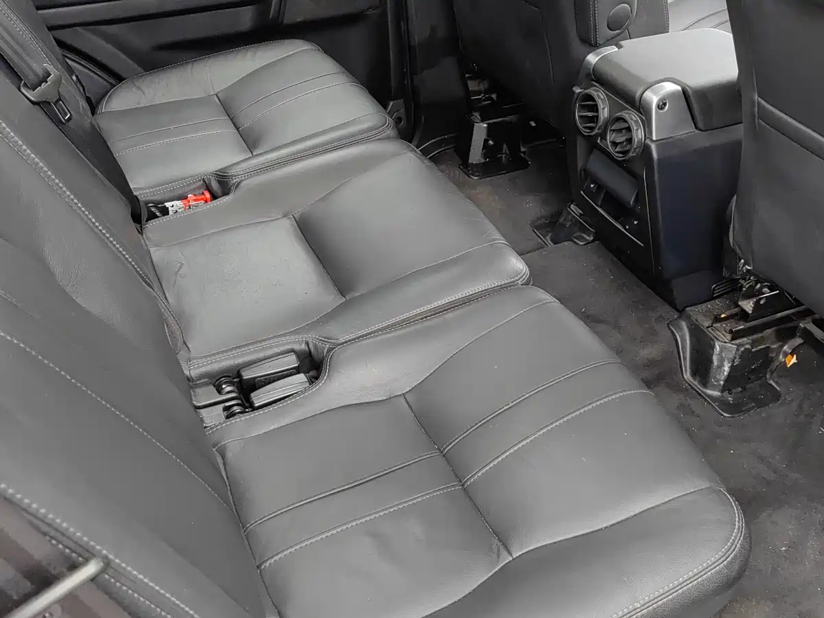Land Rover Discovery 2016 3.0 SC Gloss Black Collector's Edition HSE фото 6